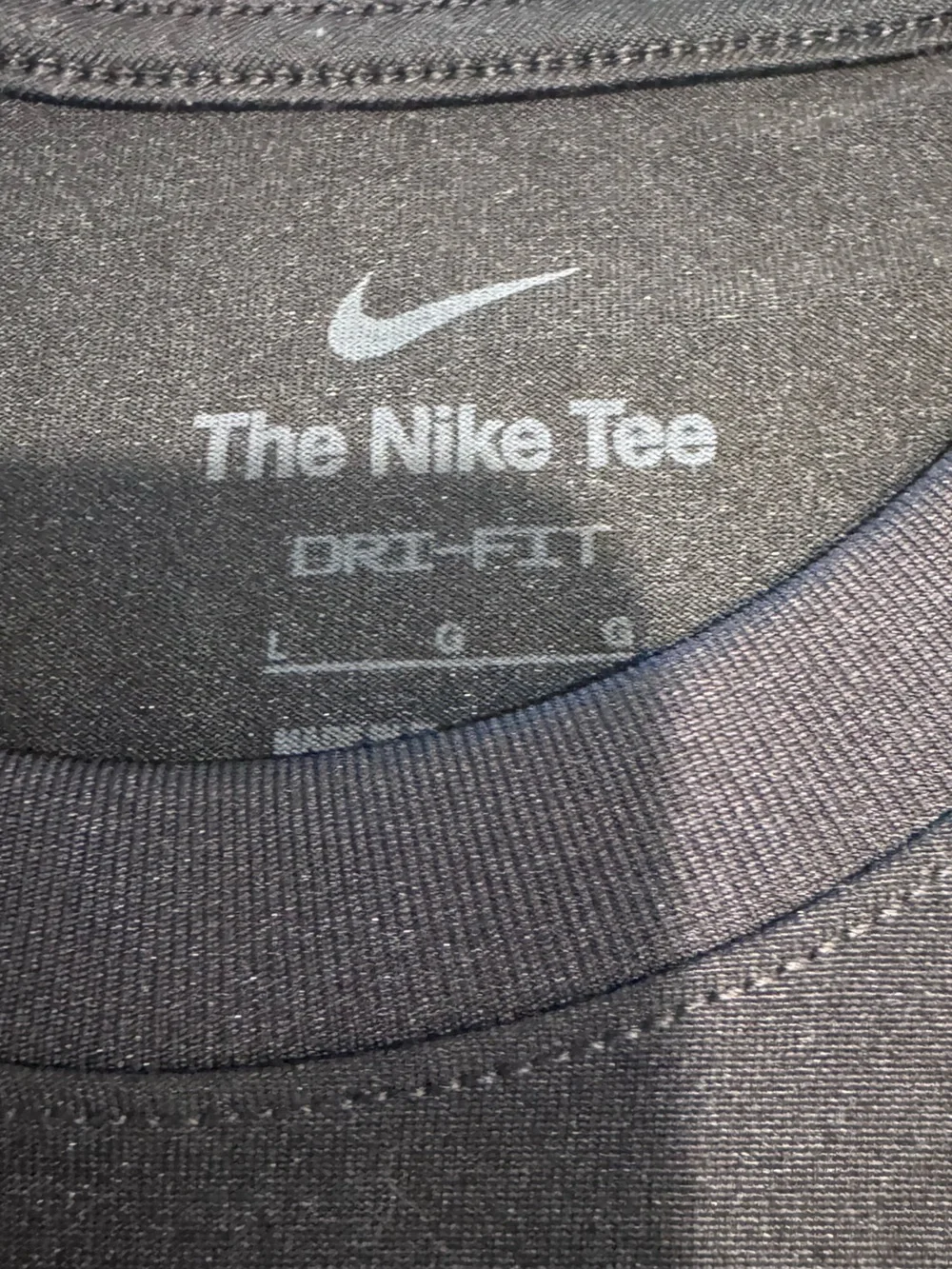 Nike girl’s black